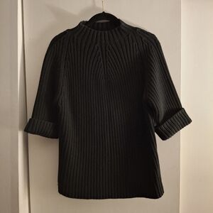 Knitting Needles Women's Black Ribbed Short Sleeve Knit Sweater